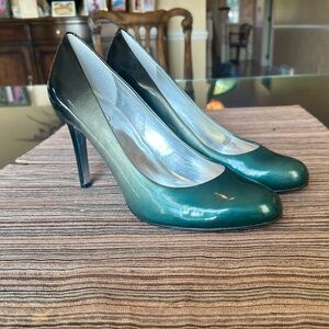 Jessica Simpson Green to Black Ombré Patent Leather Stilettos Size 10